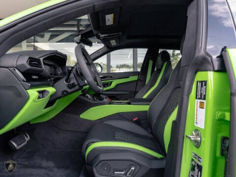 2025 Lamborghini Urus SE