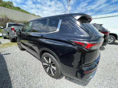 2025 Mitsubishi Outlander SE