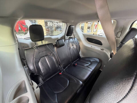 2017 Chrysler Pacifica Touring-L