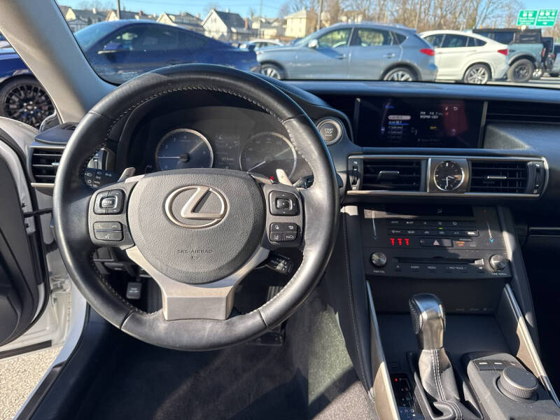 2019 Lexus IS 300