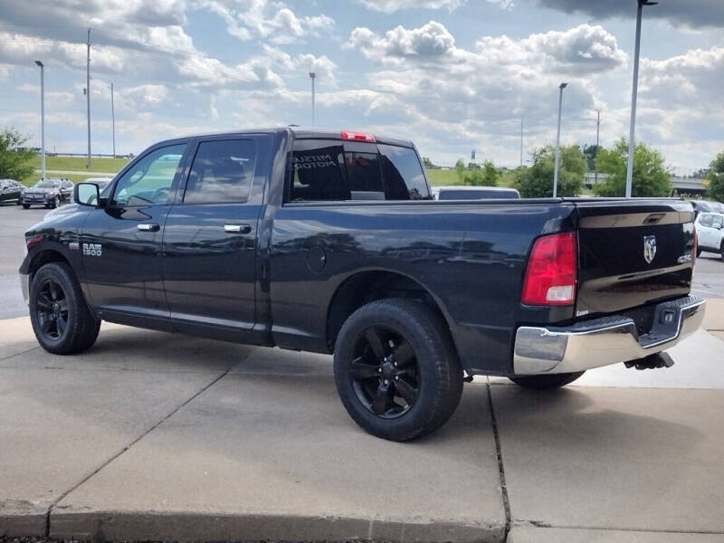 2016 RAM 1500 SLT