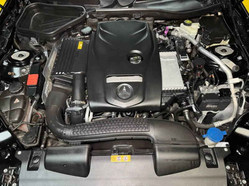 2017 Mercedes-Benz SLC SLC 300