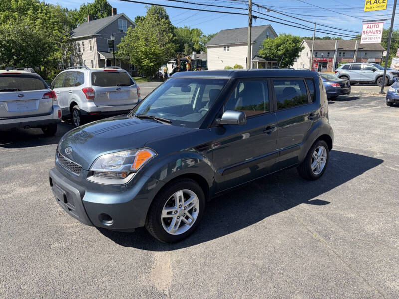 2011 Kia Soul +