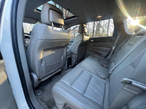 2012 Jeep Grand Cherokee Laredo