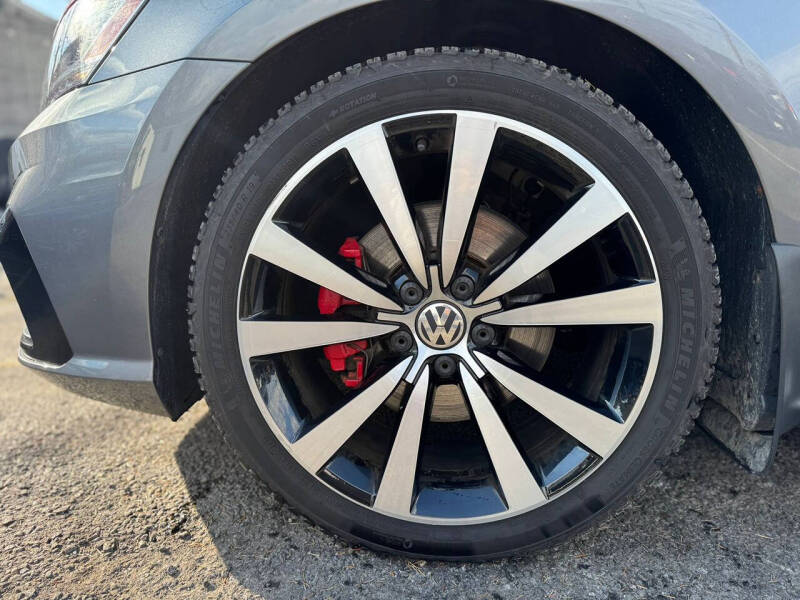 2018 Volkswagen Passat V6 GT