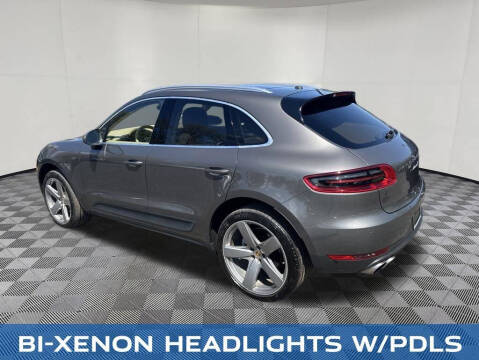 2016 Porsche Macan S