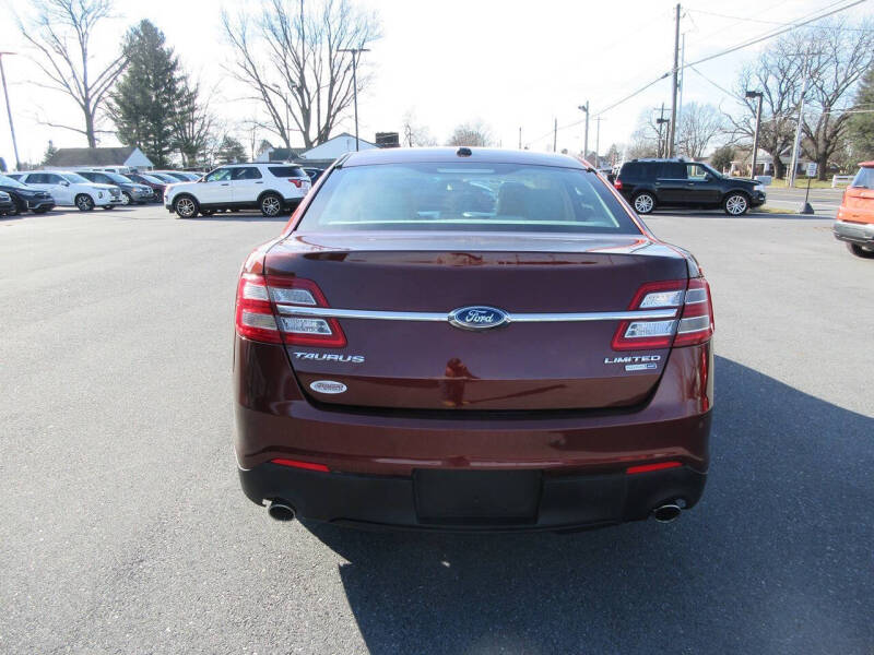 2016 Ford Taurus Limited