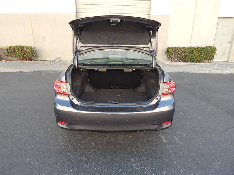 2012 Toyota Corolla LE