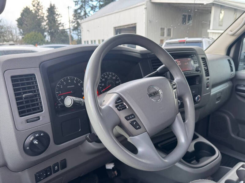 2018 Nissan NV 2500 HD S