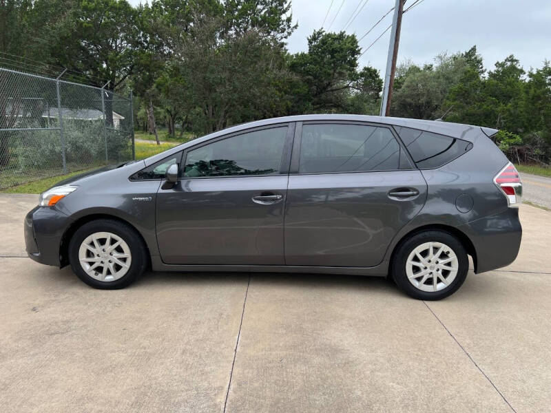 2015 Toyota Prius v Five