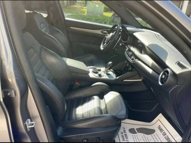 2018 Alfa Romeo Stelvio Ti Sport