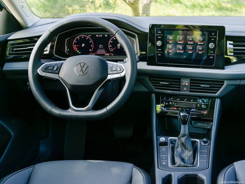 2025 Volkswagen Jetta SEL