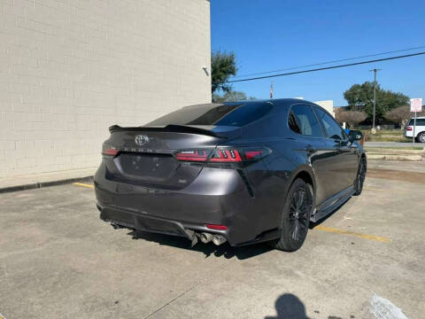2018 Toyota Camry SE