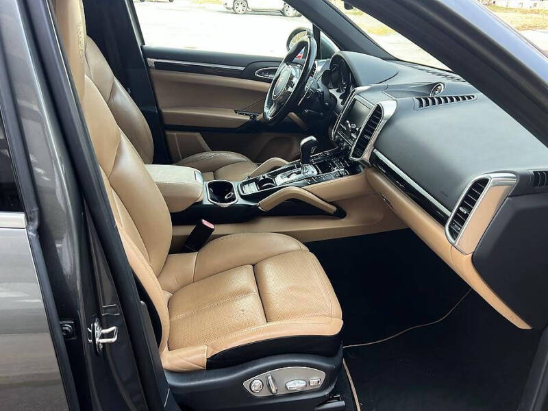 2014 Porsche Cayenne