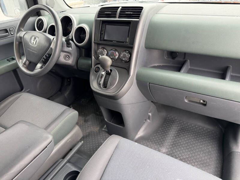 2005 Honda Element LX