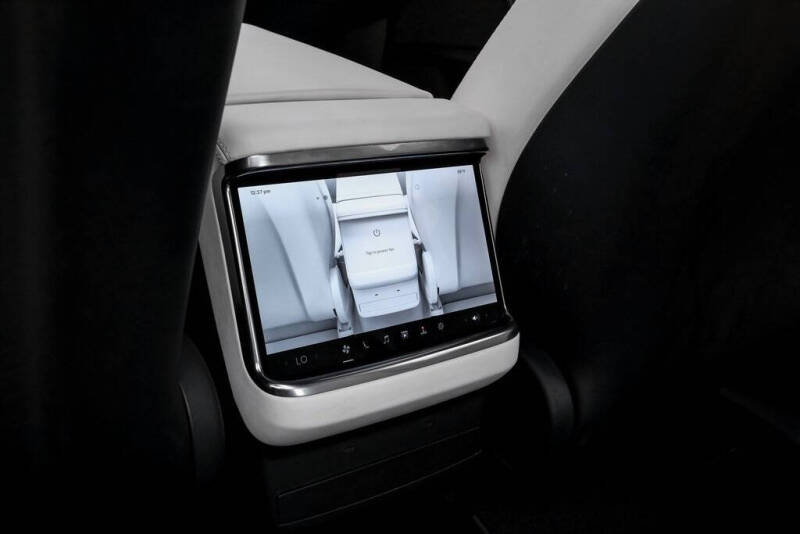 2023 Tesla Model X Plaid