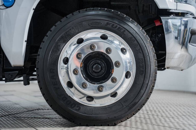 2024 Chevrolet Silverado 5500HD