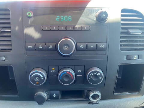 2014 Chevrolet Silverado 3500HD CC