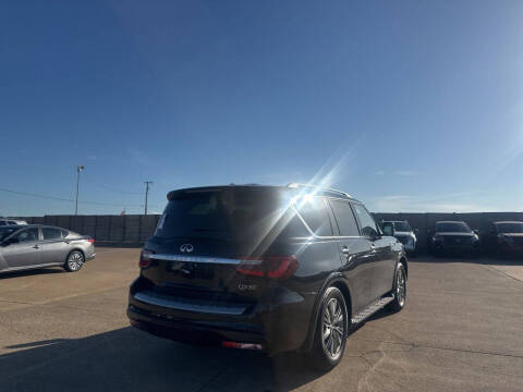 2021 Infiniti QX80 Luxe