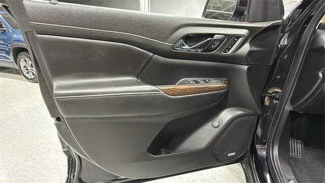 2020 GMC Acadia Denali