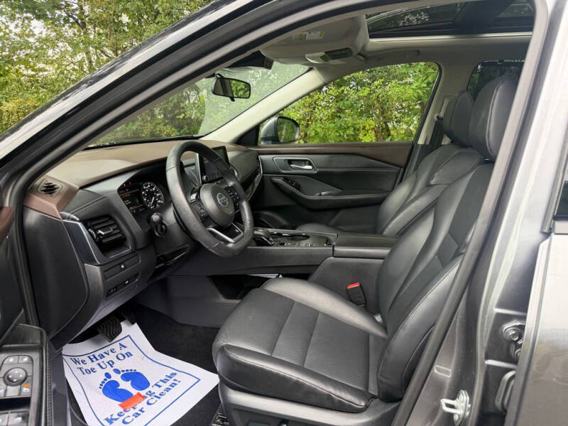 2021 Nissan Rogue SV