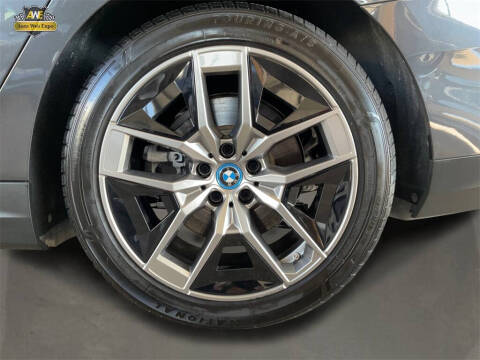 2024 BMW i5 eDrive40