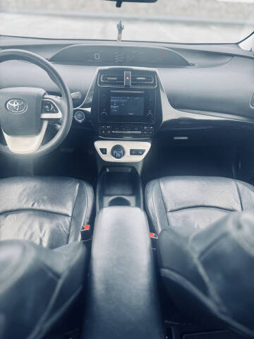 2017 Toyota Prius Two