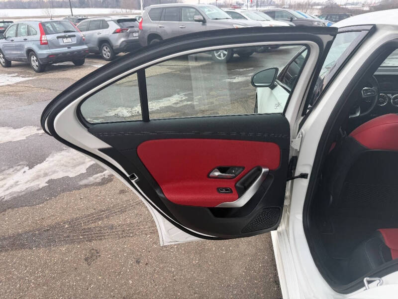 2020 Mercedes-Benz A-Class A 220 4MATIC