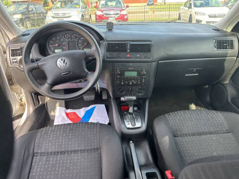 2003 Volkswagen Golf GL