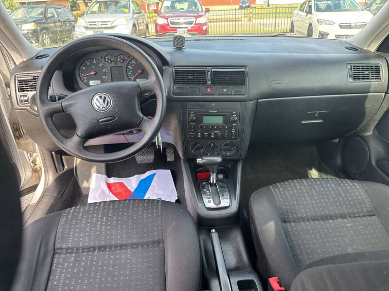 2003 Volkswagen Golf GL