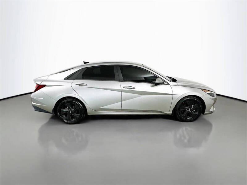 2022 Hyundai Elantra