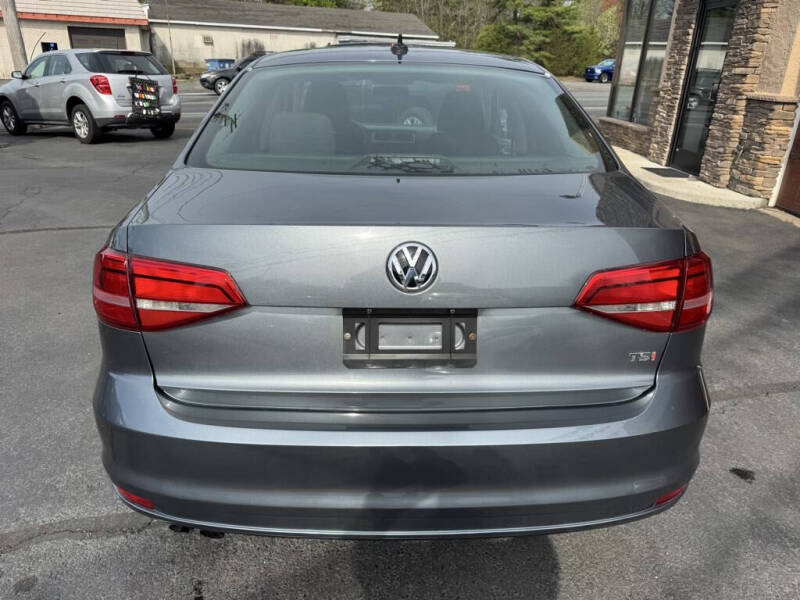 2015 Volkswagen Jetta