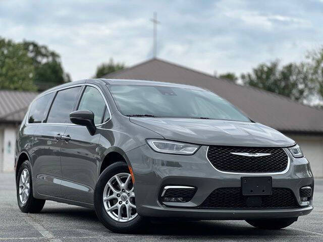 2023 Chrysler Pacifica Touring L