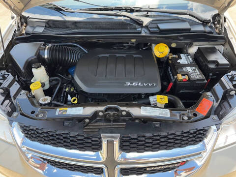 2015 Dodge Grand Caravan SE