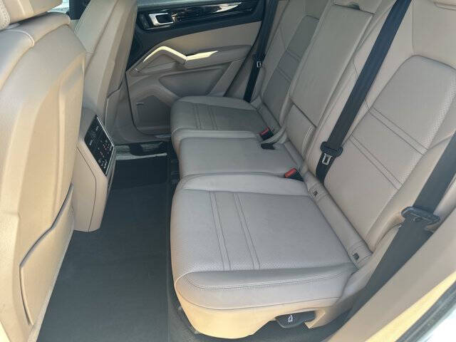 2022 Porsche Cayenne