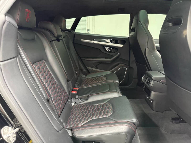 2021 Lamborghini Urus