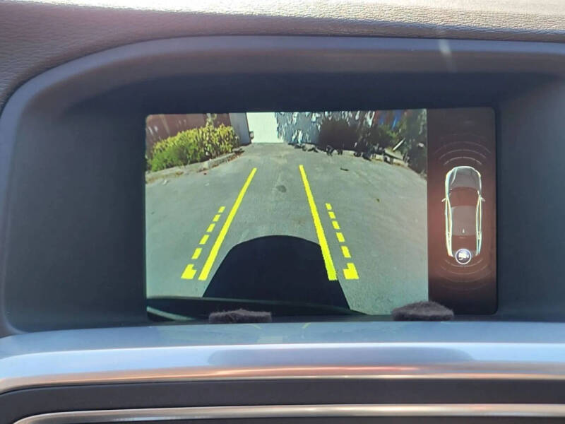 2015 Volvo S60 T5 Drive-E Platinum