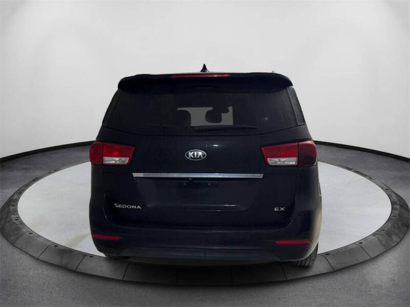 2016 Kia Sedona EX