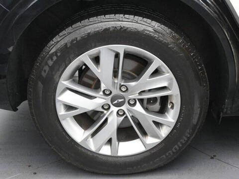 2023 Genesis GV70 2.5T Standard