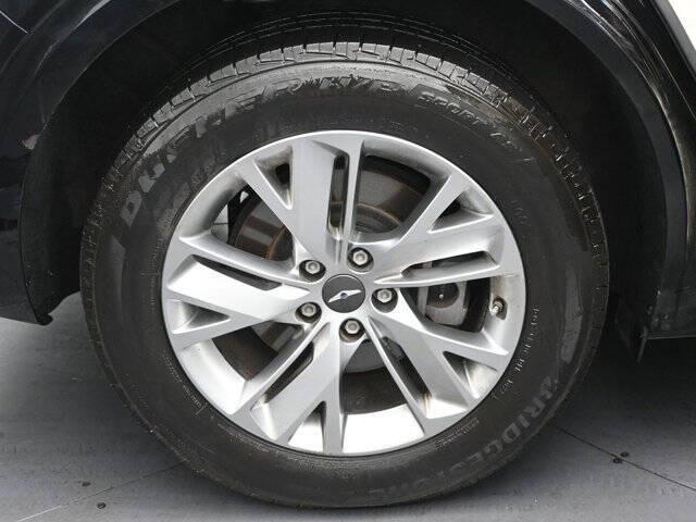 2023 Genesis GV70 2.5T Standard