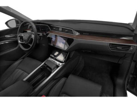 2021 Audi e-tron quattro Prestige