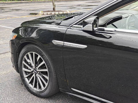 2018 Lincoln Continental Select