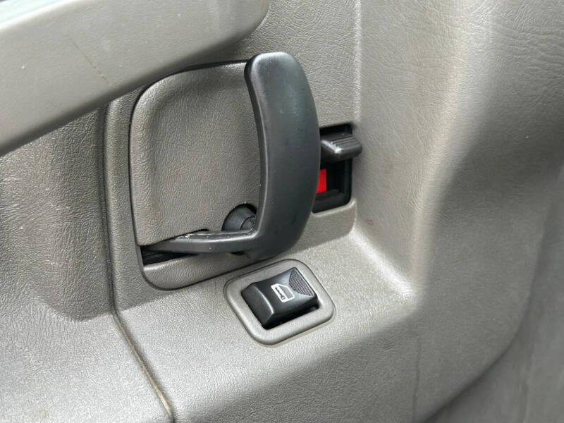 2017 Chevrolet Express 2500
