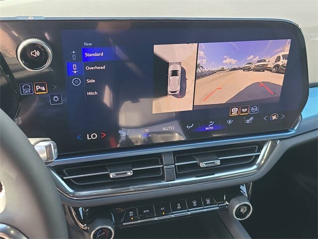 2026 Chevrolet Equinox EV LT 2