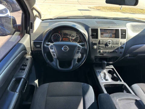 2013 Nissan Armada Platinum