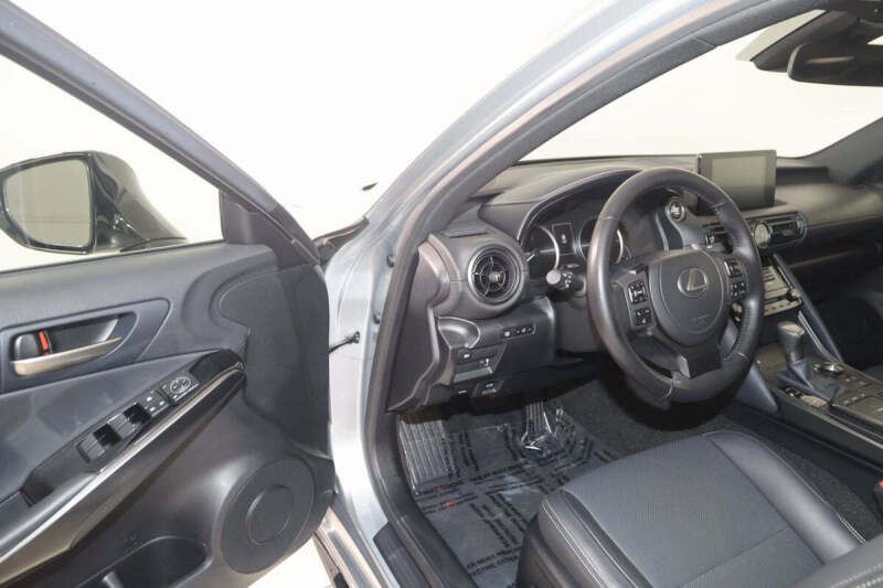 2024 Lexus IS 350 F SPORT Design