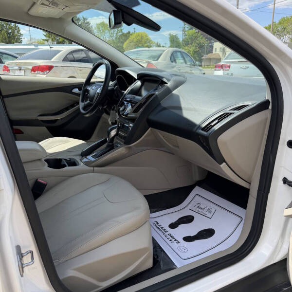2012 Ford Focus SEL