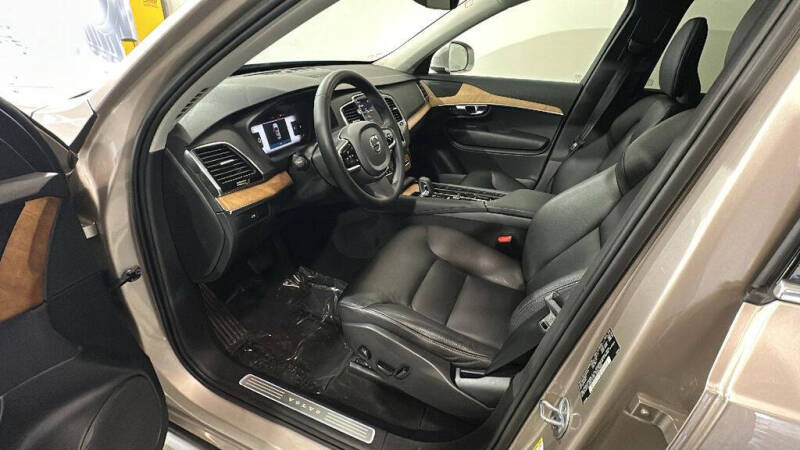 2023 Volvo XC90 B6 Plus Bright Theme 6P