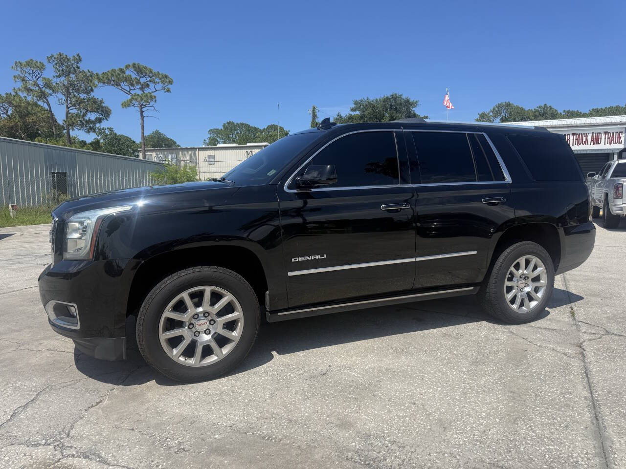 Black 2016 GMC Yukon Denali 4x4 Denali 4dr SUV 3