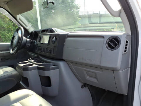 2011 Ford E-Series E-250